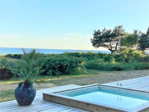 Beachouse with private beach