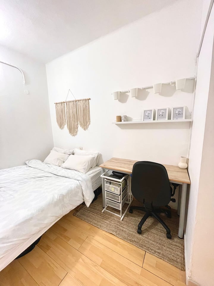 Bright and pleasant apartment Apartments for Rent in Tel AvivYafo