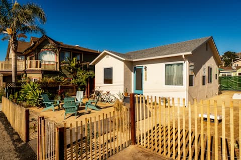 Top Airbnb: Cutest in Cayucos! - 2 bed Casita steps from beach in Cayucos