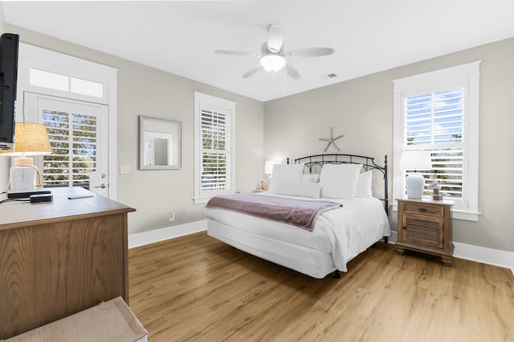 2nd King  Master,
2nd Floor