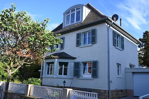 Beautiful townhouse with garden on the wine route