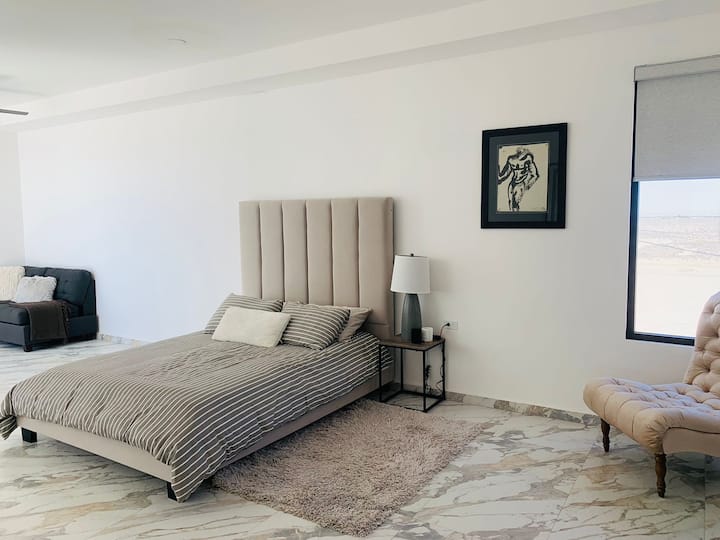 Spálňa 4
lôžkové Quenn 