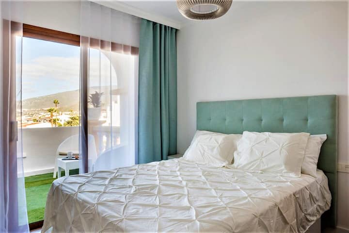 Chumba cha kulala cha pili. 
Mlango wa Terrace.