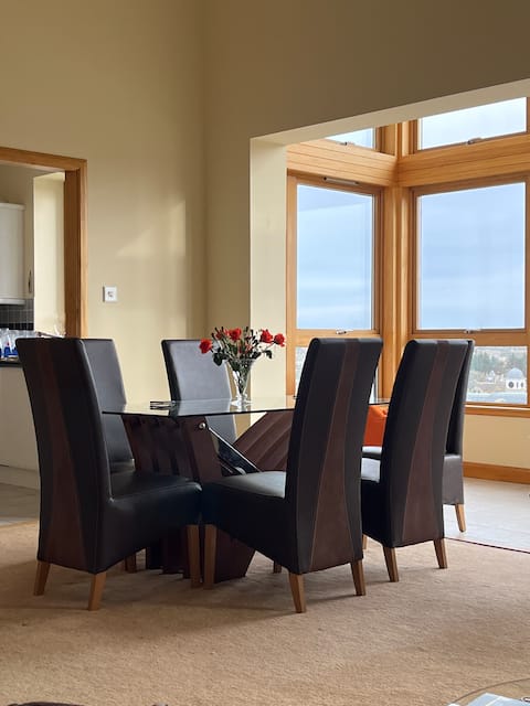 Apartment 500 Metro style 2 bed apartment on NC500