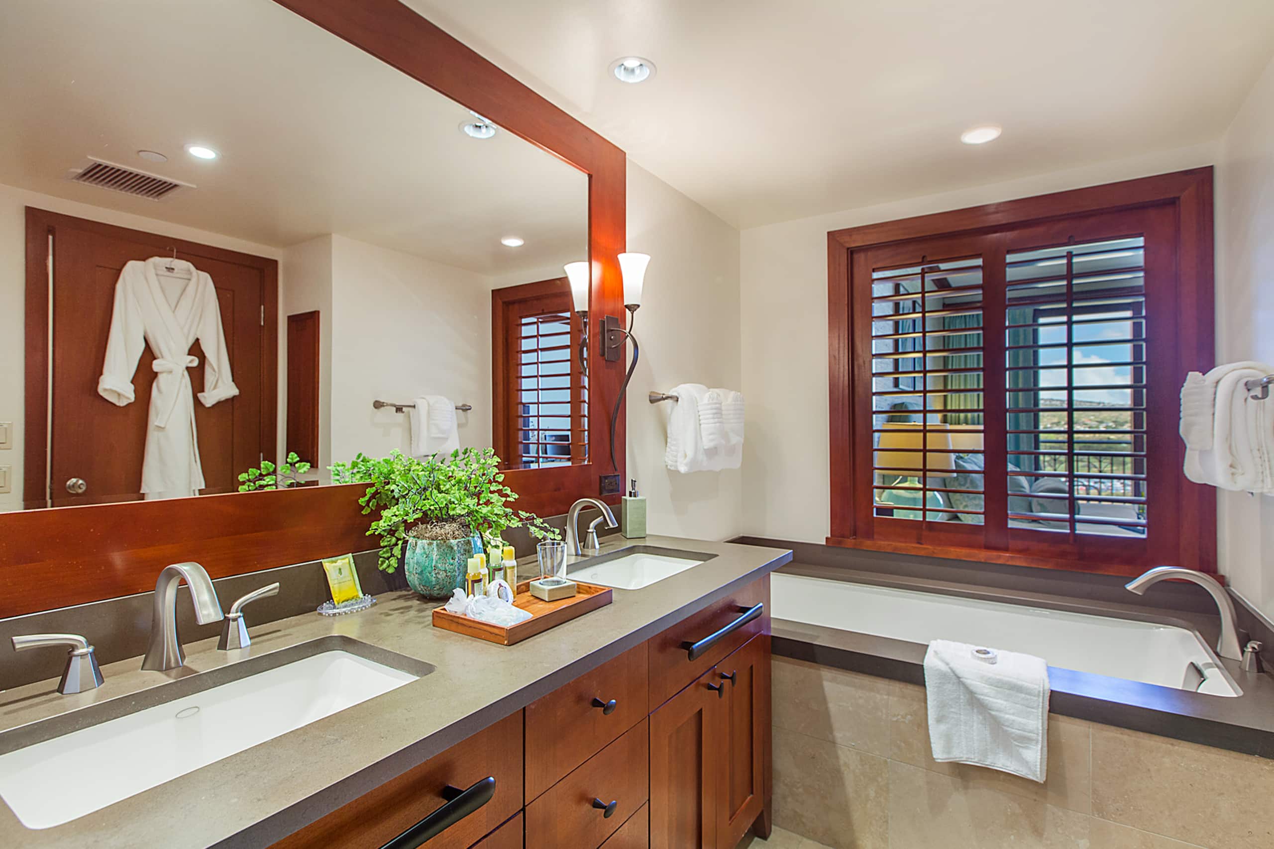 Condo in Kapolei · ★4.94 · 3 bedrooms · 4 beds · 2.5 private baths - Image 13