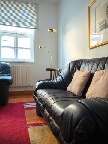 Lovely Frame House for Bigger Group gallery image 5