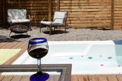Cabin+for+2+with+Breakfast+and+unlimited+Jacuzzi