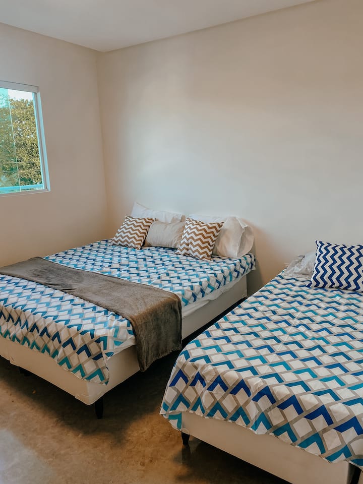 غرفة النوم 2