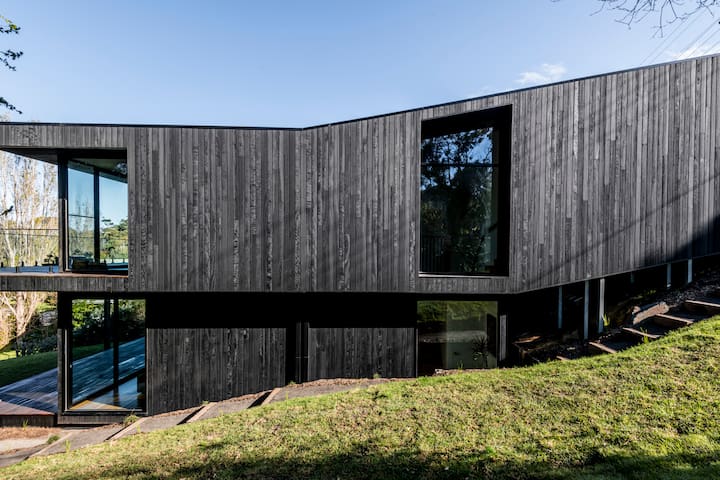 The Charred House. Prime Lorne Location