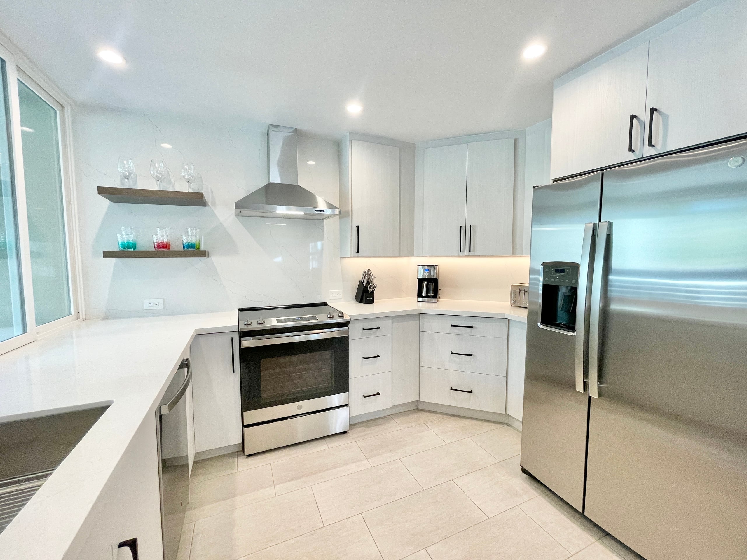 Condo in Wailea · ★4.99 · 2 bedrooms · 3 beds · 2 baths - Photo 9