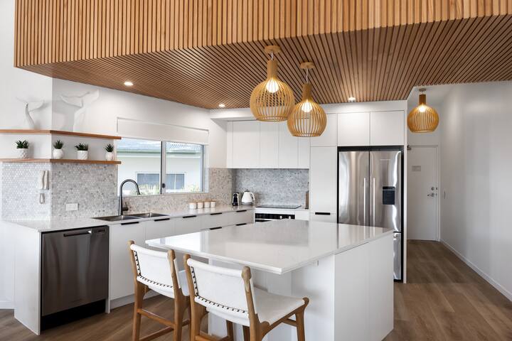 Noosa Heads – Exclusive New 2brm Penthouse