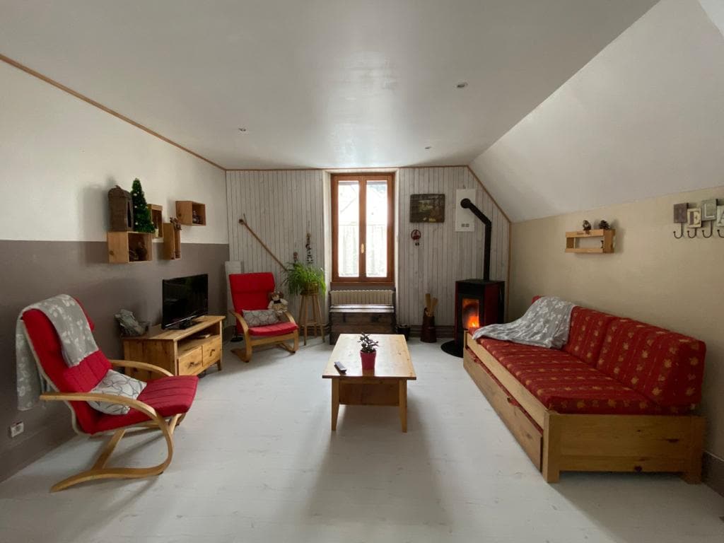 Leistungsstarkes Airbnb: Beautiful 80 m2 furnished apartment – Savoie in Modane