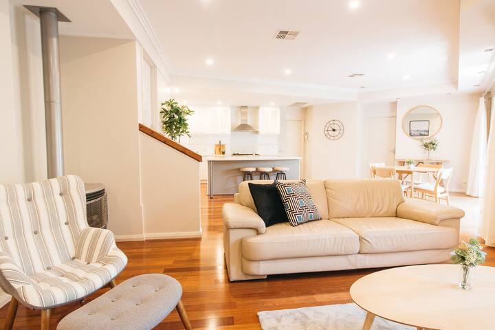 Banksia By The Bay: Seagrass Suite - Albany