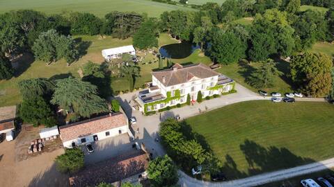 Gîte des Platanes
(Domaine de Saint-Maurice)