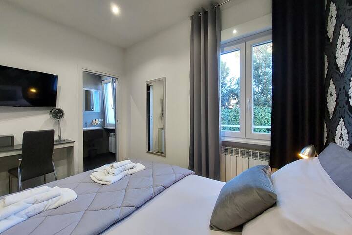 Suite Druso Colosseo gallery image 2