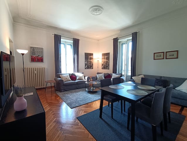 Appartamento tre camere, salone, due bagni Bocconi