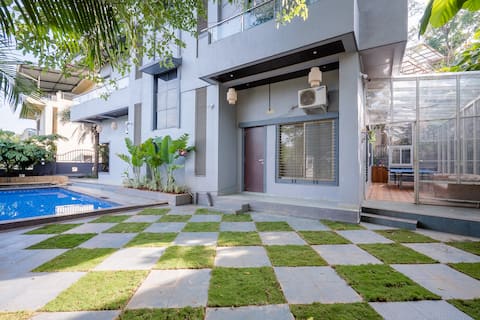 4BHK Cozy Villa with Temperature Control Pvt Pool