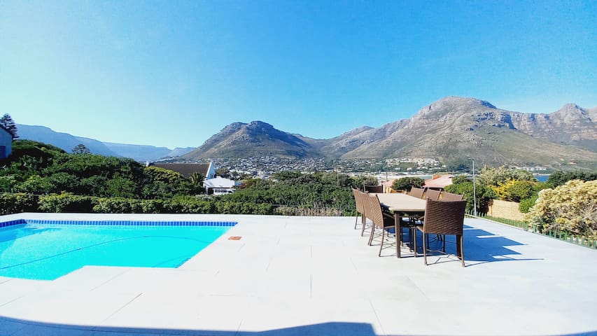 Beach, Mountain & Pool side home – no loadshedding