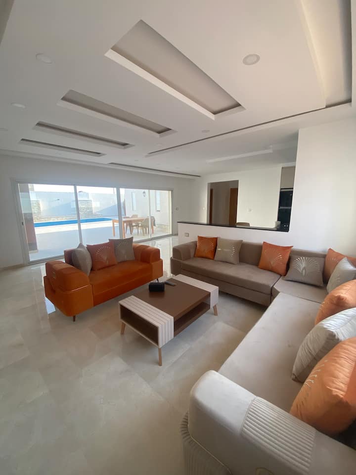 Magnifique Villa  
Al Salmen - Tunisie