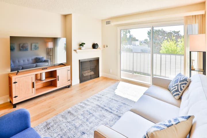 Charming 1bdr Condo Minutes From Lax With Parking - El Segundo, CA