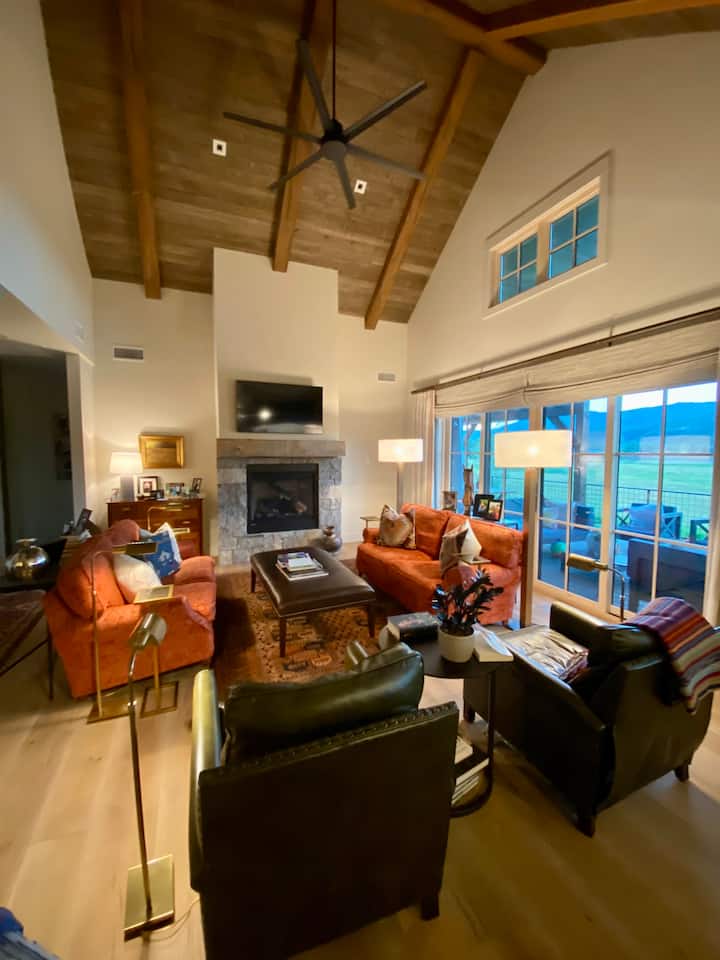 Absolutely Gorgeous New Home Outstanding Views - Basalt, CO
