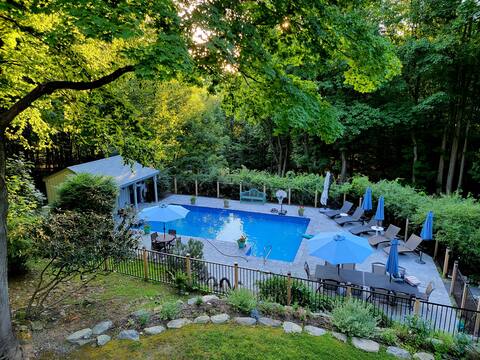 Family Forest Compound with Pool-WEEK or more only