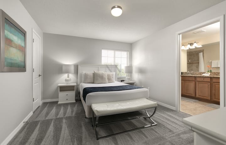 Krásne a priestranné apartmány s manželskou posteľou, ktorá bude počas vašich nocí na Floride znamenať veľký rozdiel.