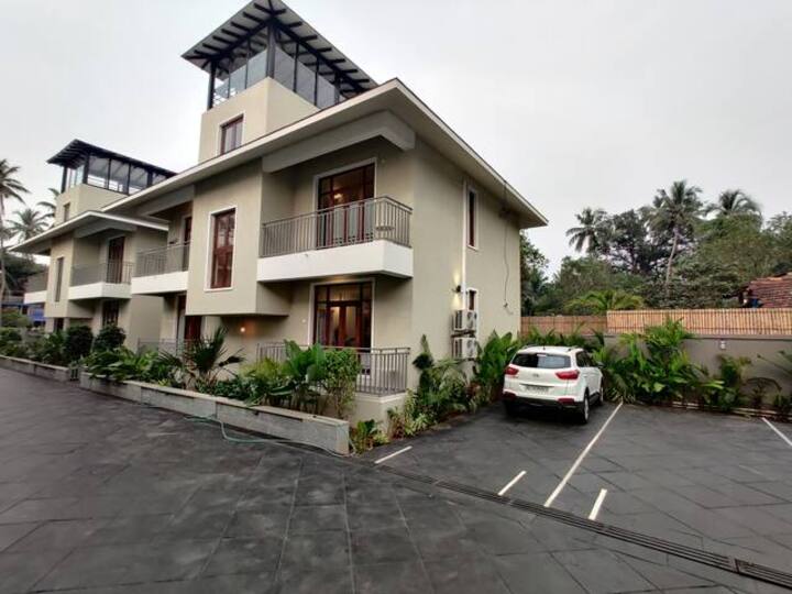 Arrozais Villa 4 -Villa Ashok · 4BHK Premium Pool Villa Overlooking Green Fields, Verified image