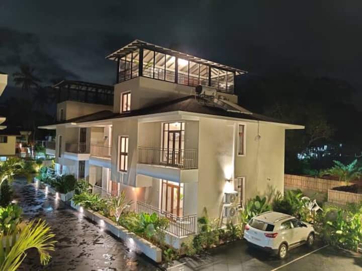 Arrozais Villa 4 -Villa Ashok · 4BHK Premium Pool Villa Overlooking Green Fields, Verified image