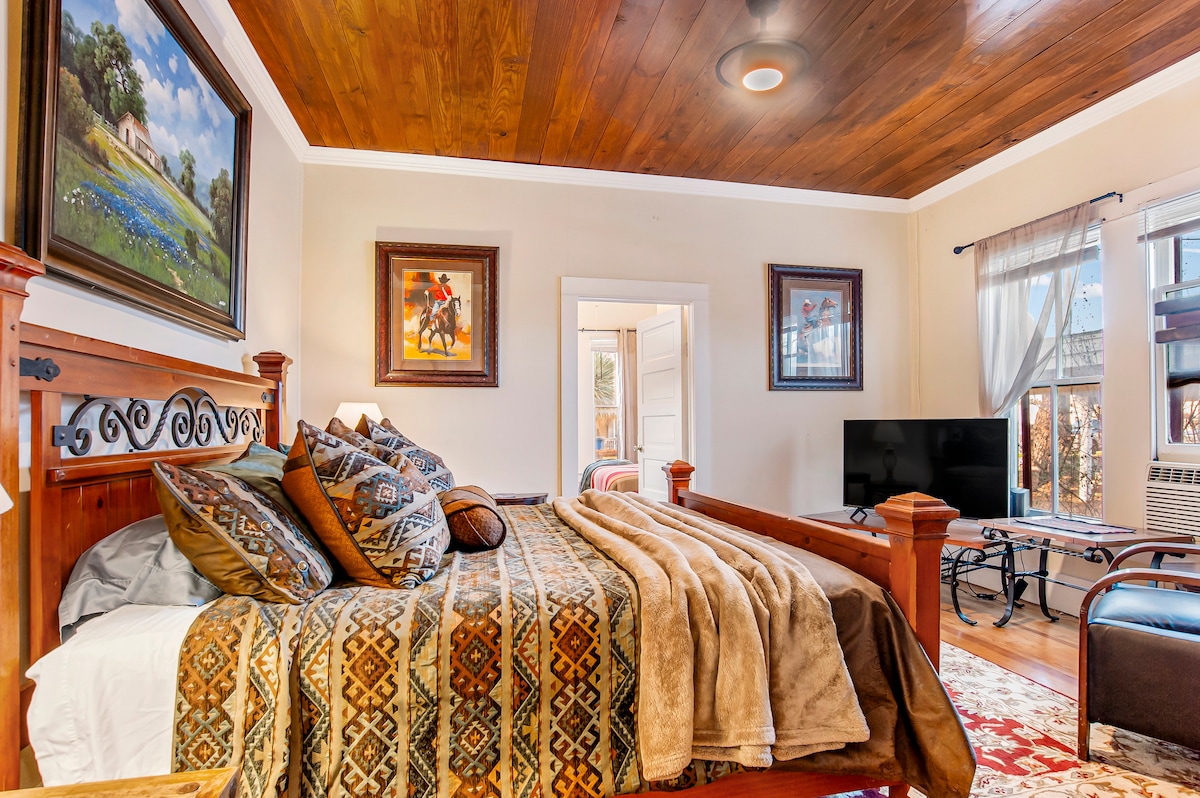 საძინებელი 1