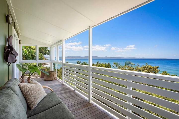 Wategos Beach House – 33 Marine Parade gallery image 2