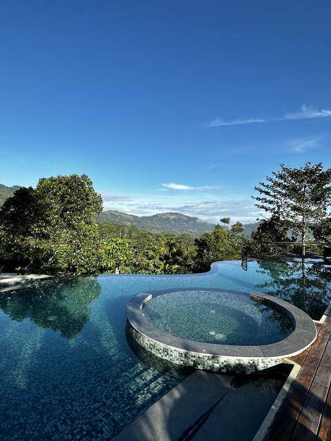 Dendrobium House, large villa near Kandy