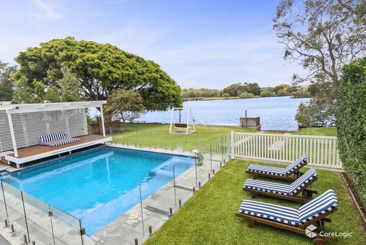 White on Wyuna gallery image 2