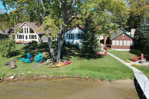 Lakefront Cottage-2Bdr-1.5Bth-Sleeps 6