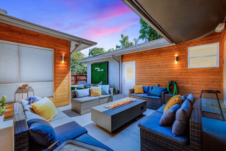 Relax with Style – Great Location and Amenities