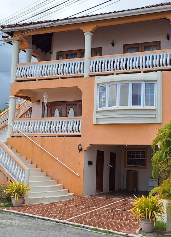 Gobajac Villa _ Sleeps 10 - Barbados