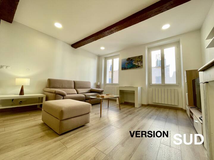 SOUTH version Charming apartment close to the sea Vacation homes for