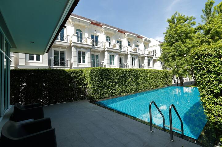 Entire house for 6 pax 3 BR | Pool & Full Kitchen gallery image 2