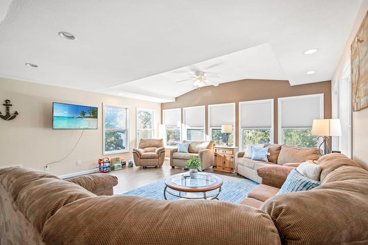 On the Rocks je relativno nov oglas. Toliko prostora za vaše goste.