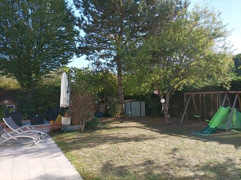 Quiet, warm house, close to golf and Paris