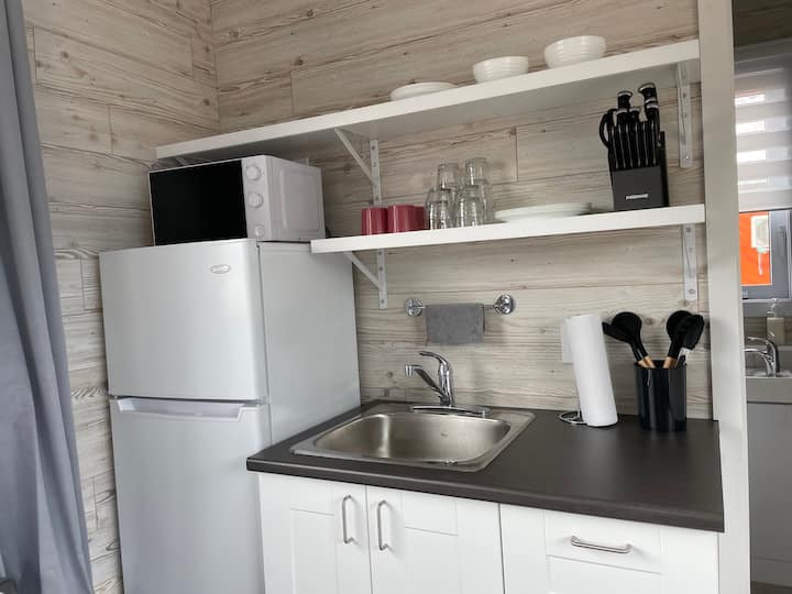 Petit Appart Vert Lime Au Coeur Du Village - La Tuque