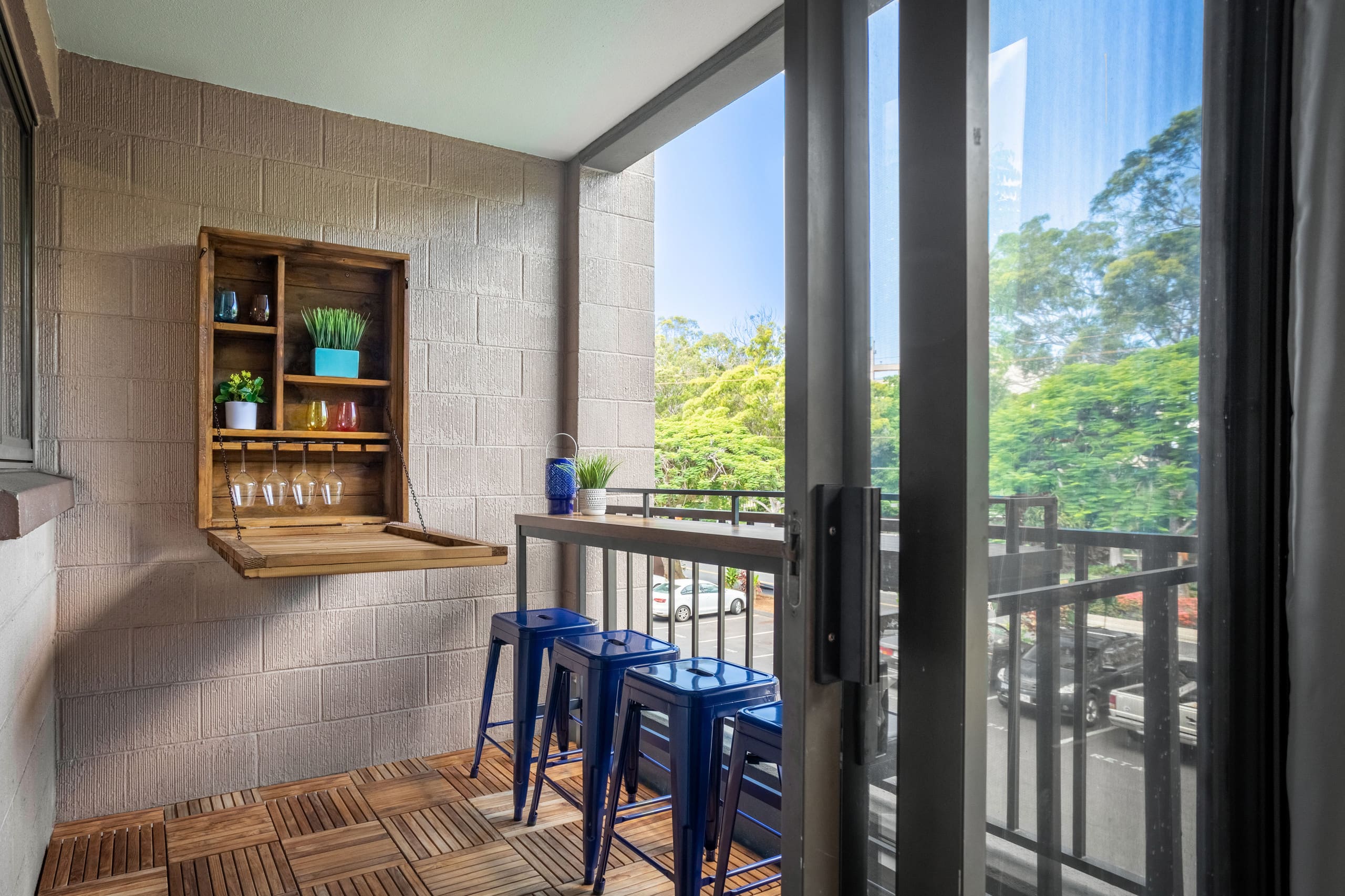 Condo in Lahaina · ★4.93 · 1 bedroom · 2 beds · 1 private bath - Image 11