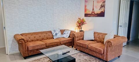 Beautiful home in Harrison with 5 Bedrooms