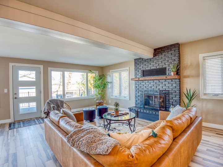 Sunny Lake Bemidji Paradise Houses for Rent in Bemidji, Minnesota