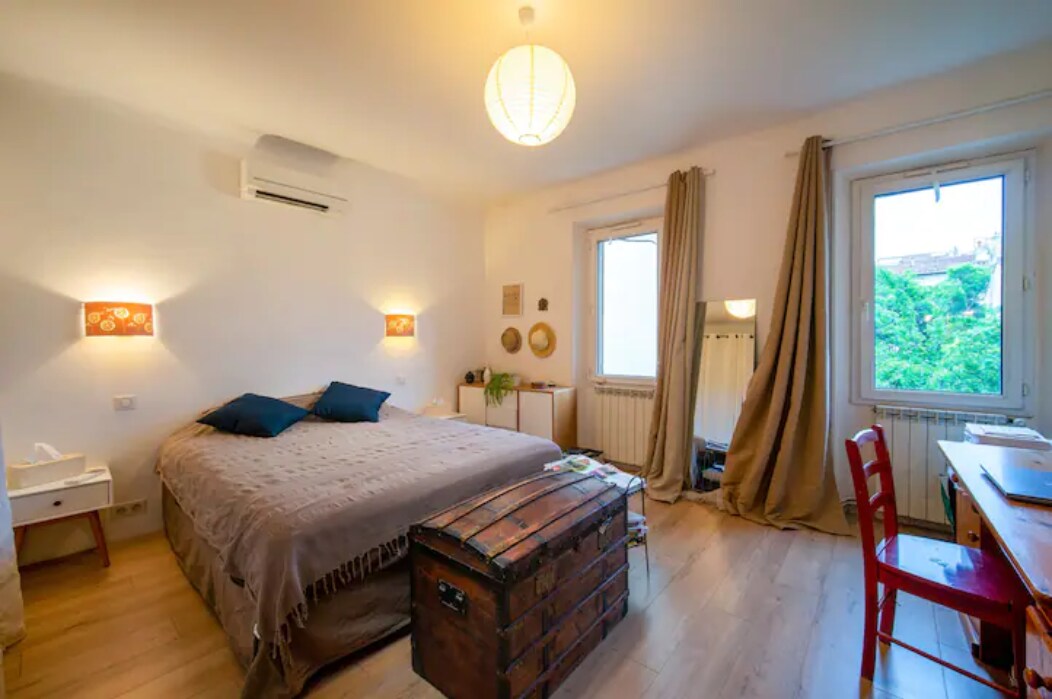 Habitación doble en el piso de arriba. Cama de 160x200.