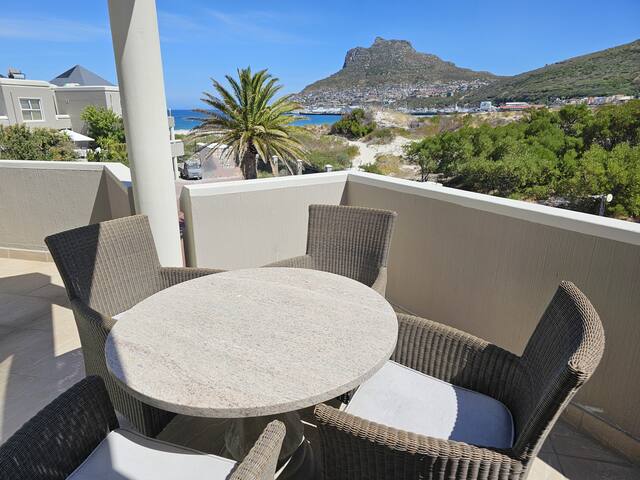 Luxury, Beach Place sleeps 8