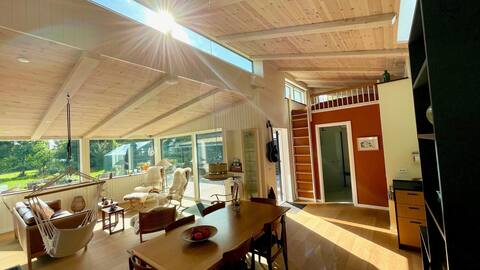 Wonderful new cottage in the 1st row to the beach