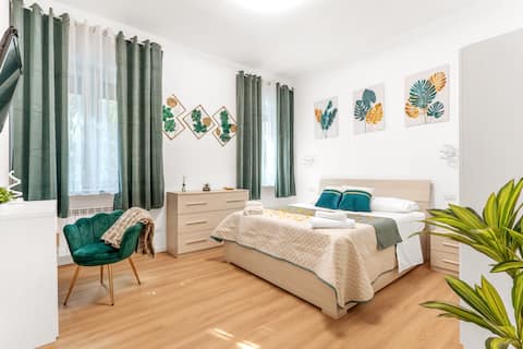 [Forum-Navigli 10 min] Pop art apartment wifi + tv