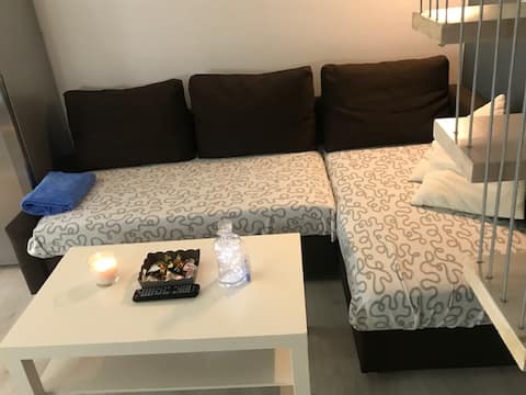 Annonce Airbnb populaire: Cozy apartment with an EV charger à Hendaye