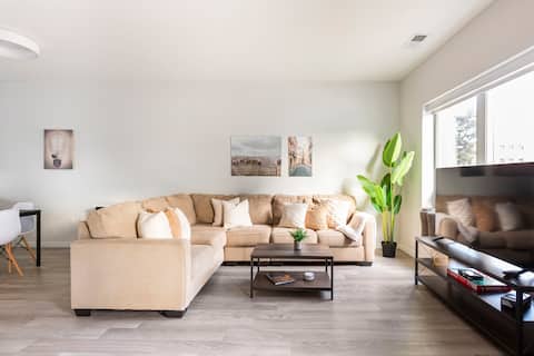 City Center Cove ~ Close to MOA & MSP Airport